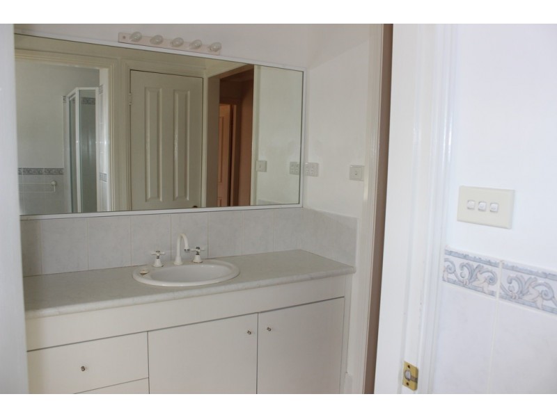 3 Nardoo Place, Tamworth NSW 2340