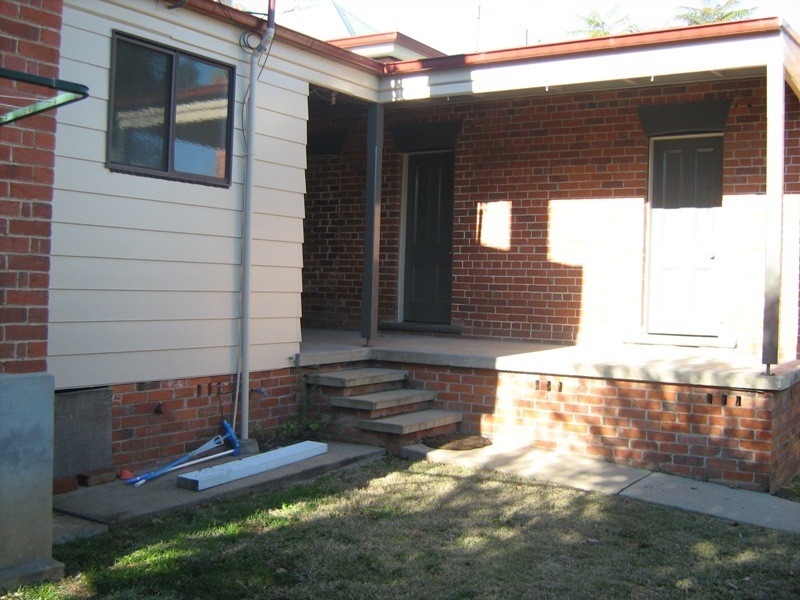 2/59A  RAWSON AVE, Tamworth NSW 2340