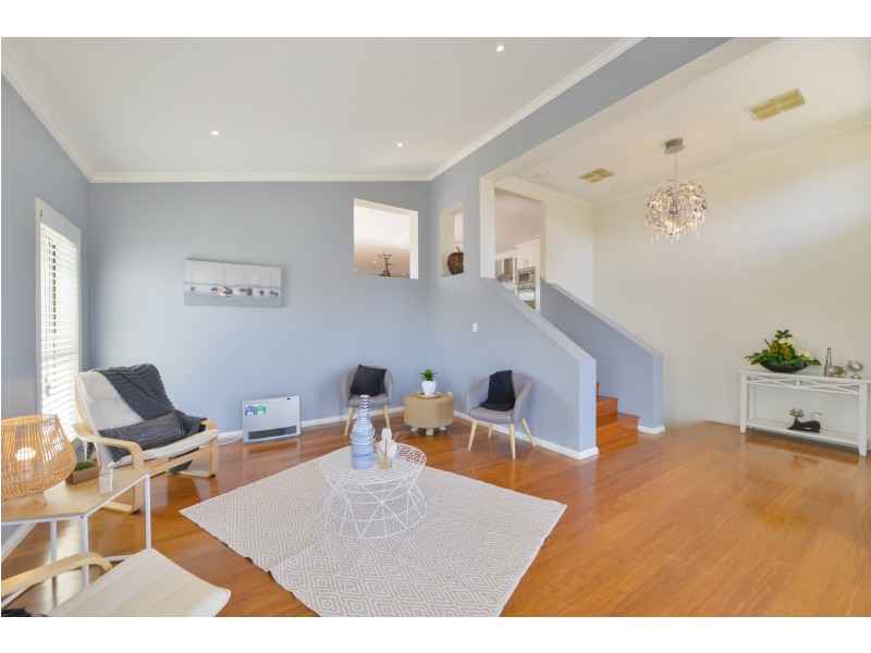 13 Woodside Road, Tamworth NSW 2340