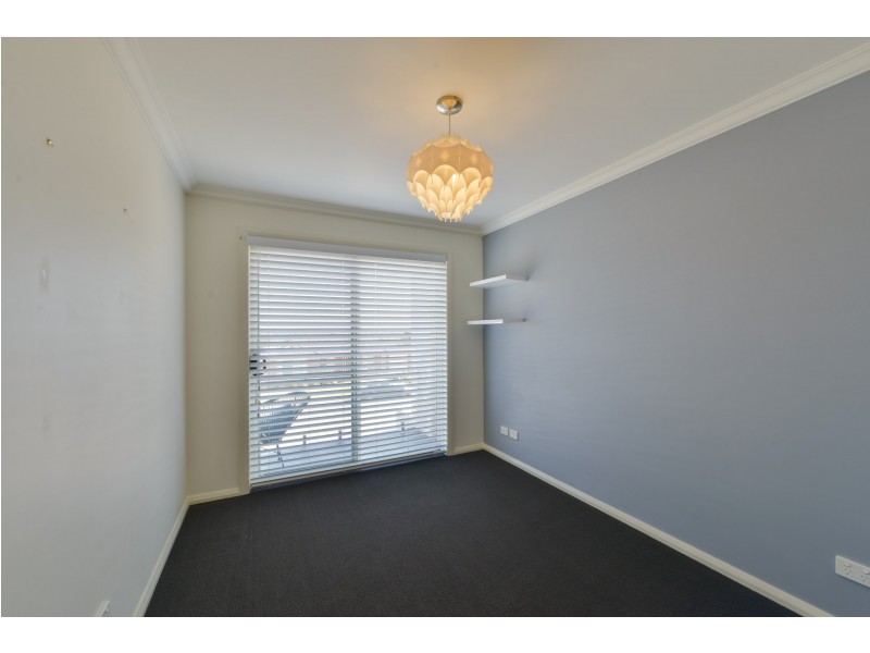 13 Woodside Road, Tamworth NSW 2340