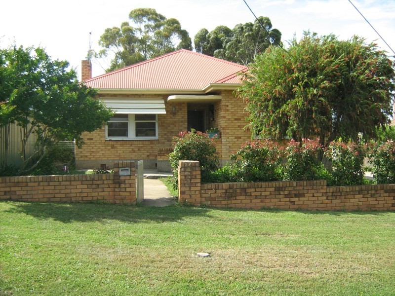 17 Murray Street, Tamworth NSW 2340