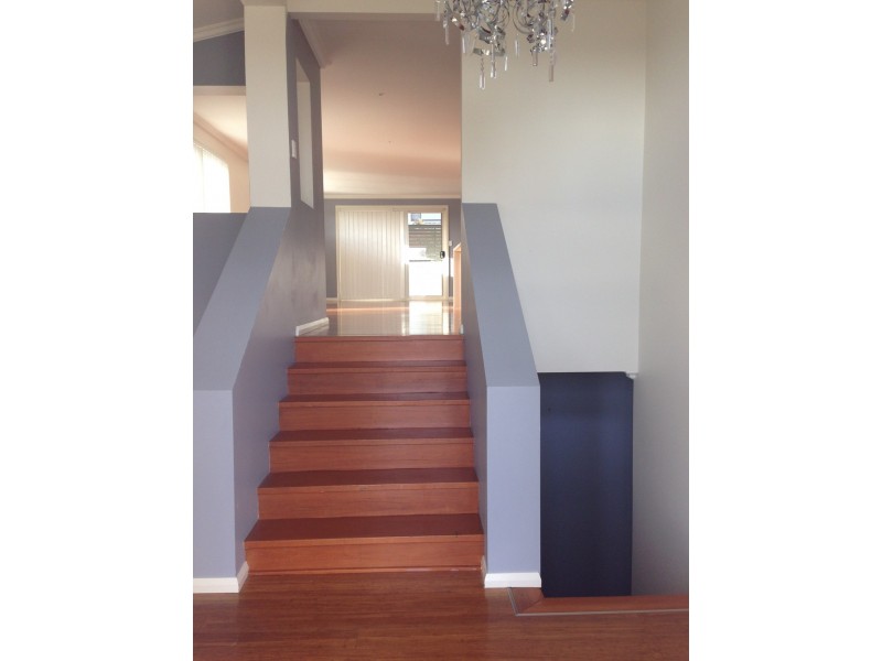 13 Woodside Road, Tamworth NSW 2340