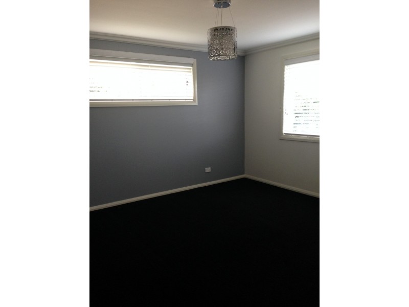 13 Woodside Road, Tamworth NSW 2340