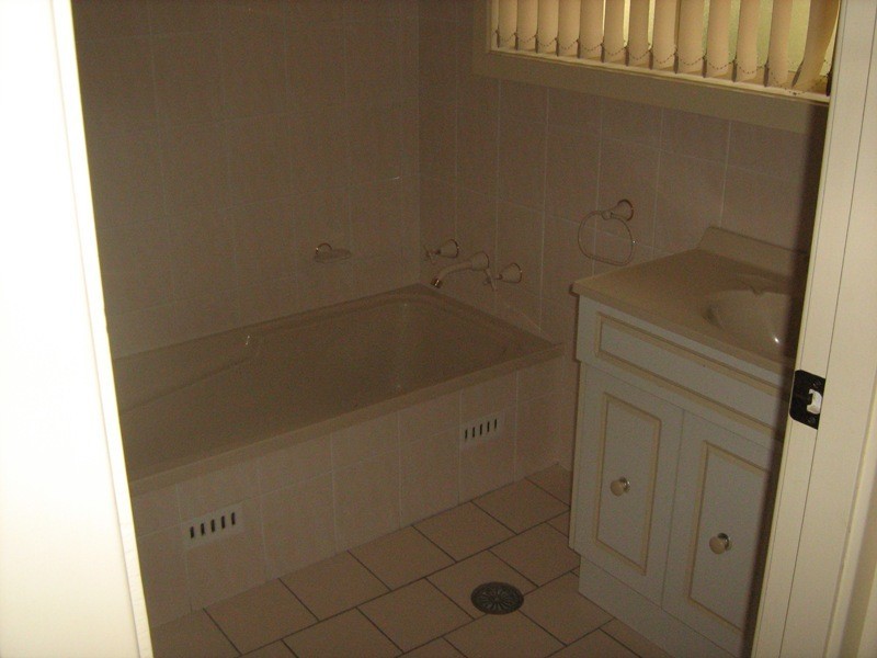 1/35 VALLEY DRIVE, Tamworth NSW 2340