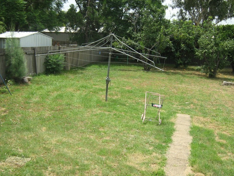 4 HEUGH STREET, Tamworth NSW 2340