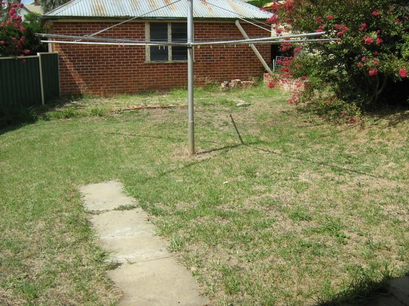 102 BELMORE STREET, Tamworth NSW 2340