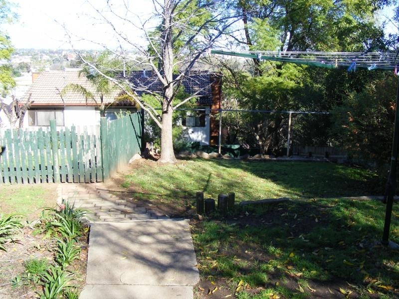 25A Rawson Avenue, Tamworth NSW 2340