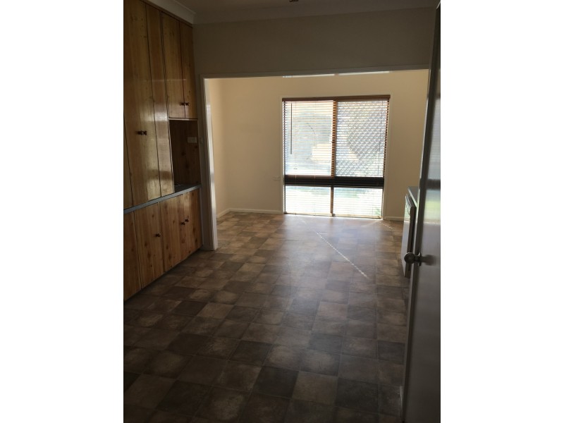 25 Peel Street, Tamworth NSW 2340