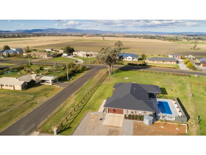 1 Garrison Court, Tamworth NSW 2340