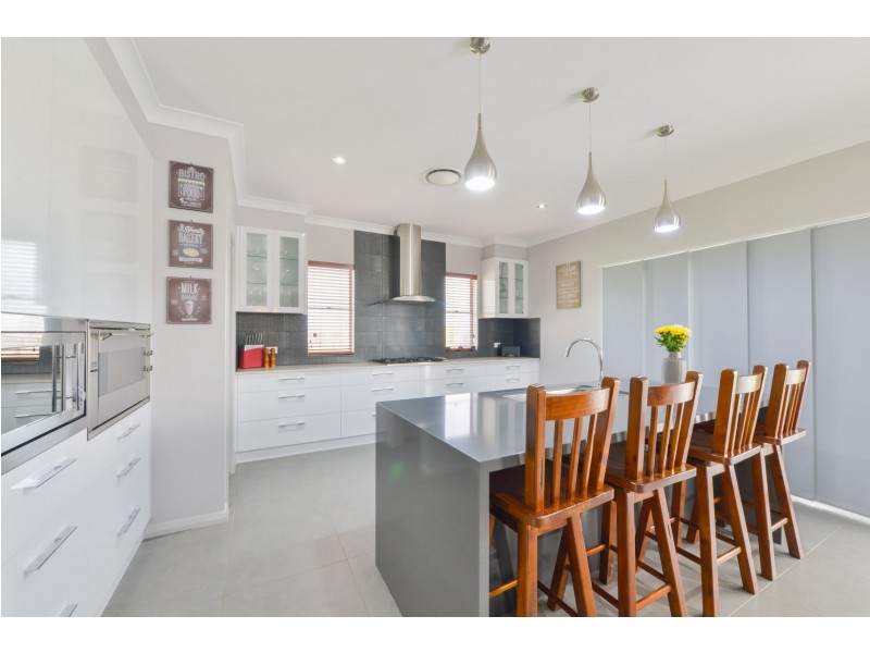 1 Garrison Court, Tamworth NSW 2340