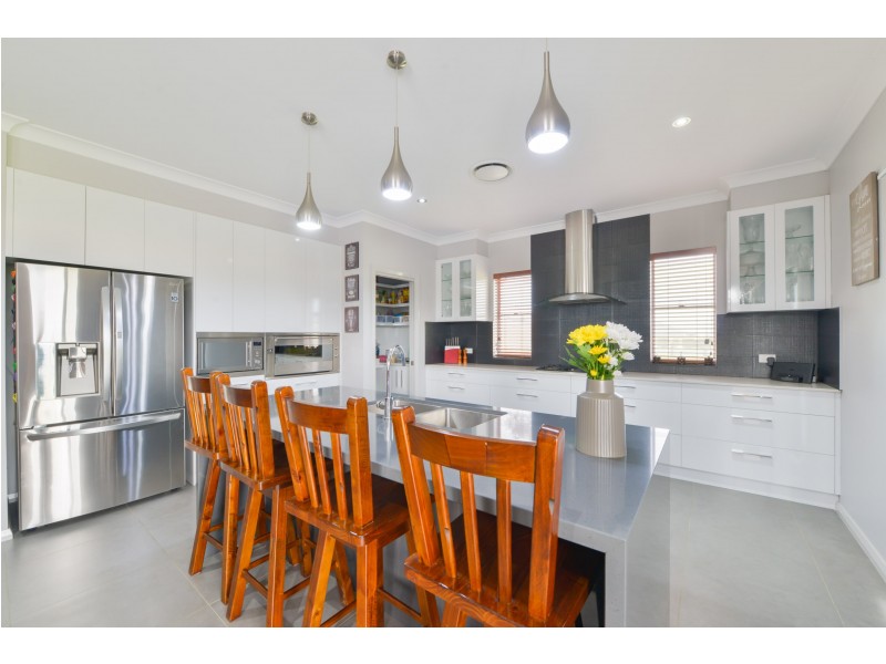 1 Garrison Court, Tamworth NSW 2340