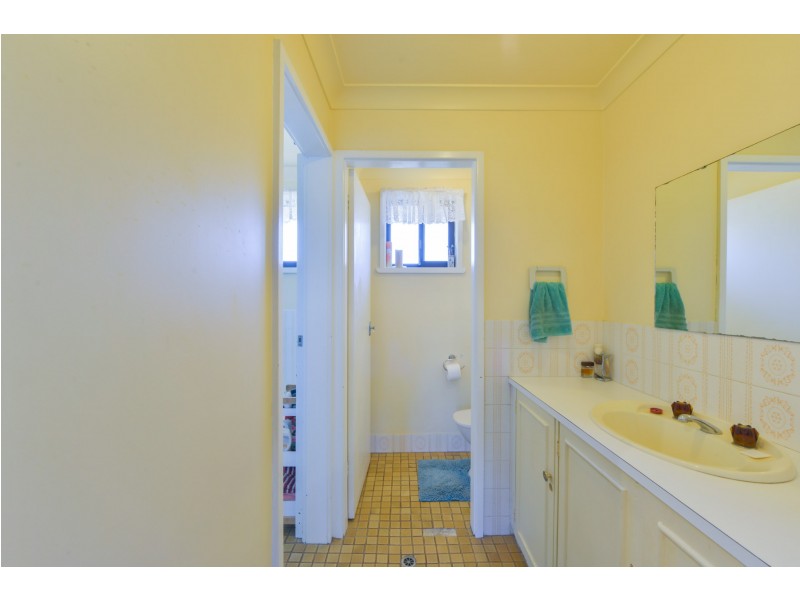 18 FISHER ROAD, Tamworth NSW 2340