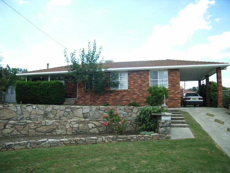 19 Carole Drive, Kootingal NSW 2352