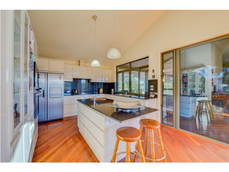 137 Catherine Way, Tamworth NSW 2340