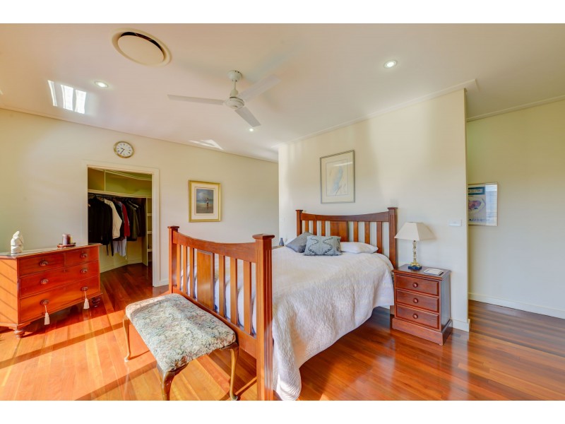 137 Catherine Way, Tamworth NSW 2340