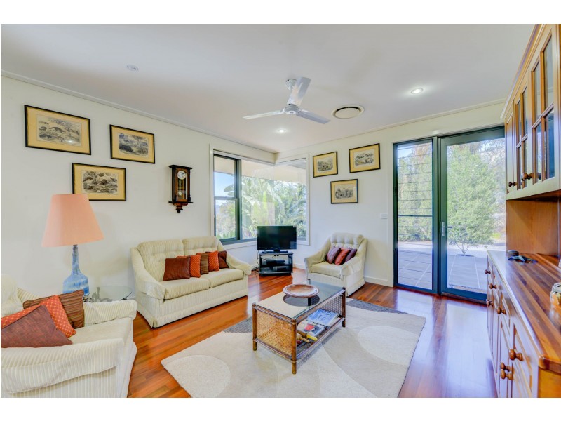 137 Catherine Way, Tamworth NSW 2340