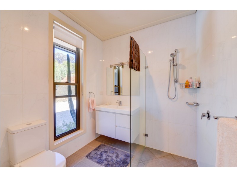 137 Catherine Way, Tamworth NSW 2340