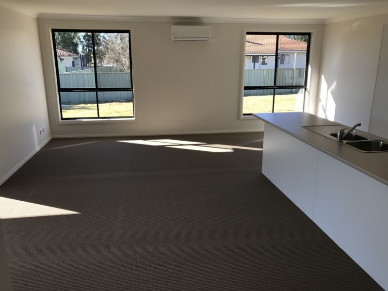 7 Goodwin Street, Tamworth NSW 2340