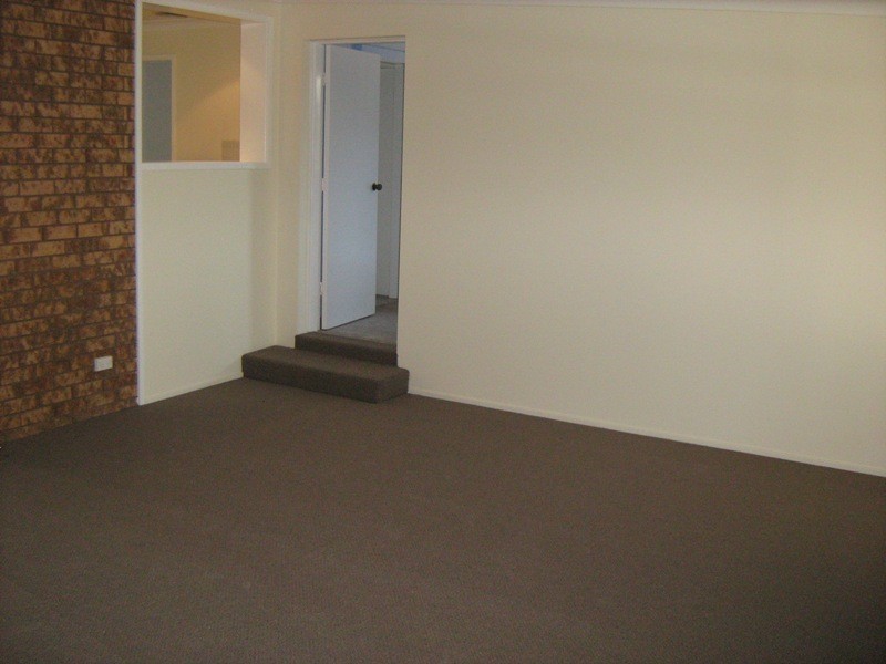 32 Windhover Crescent, Tamworth NSW 2340