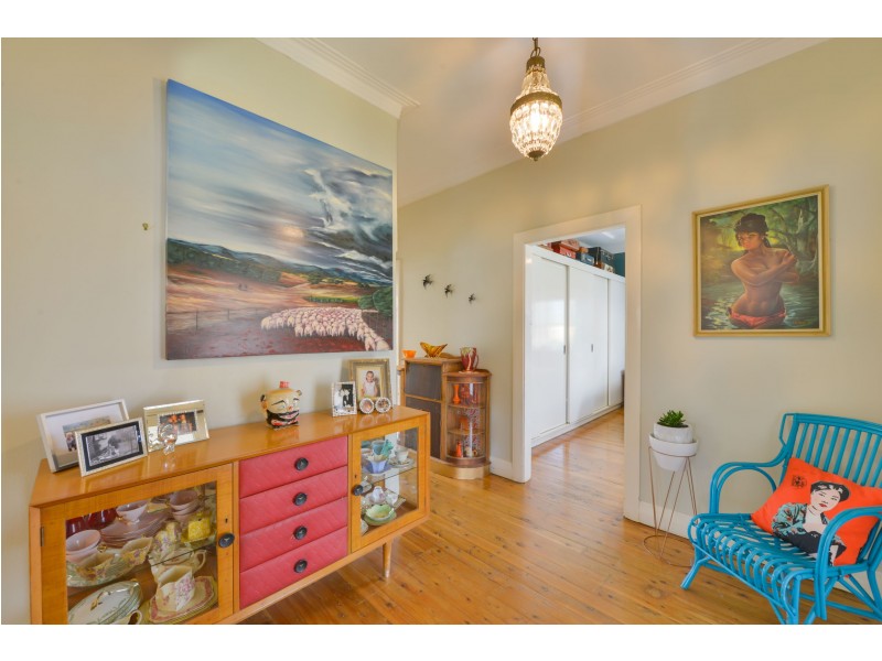 34 Raglan Street, Tamworth NSW 2340