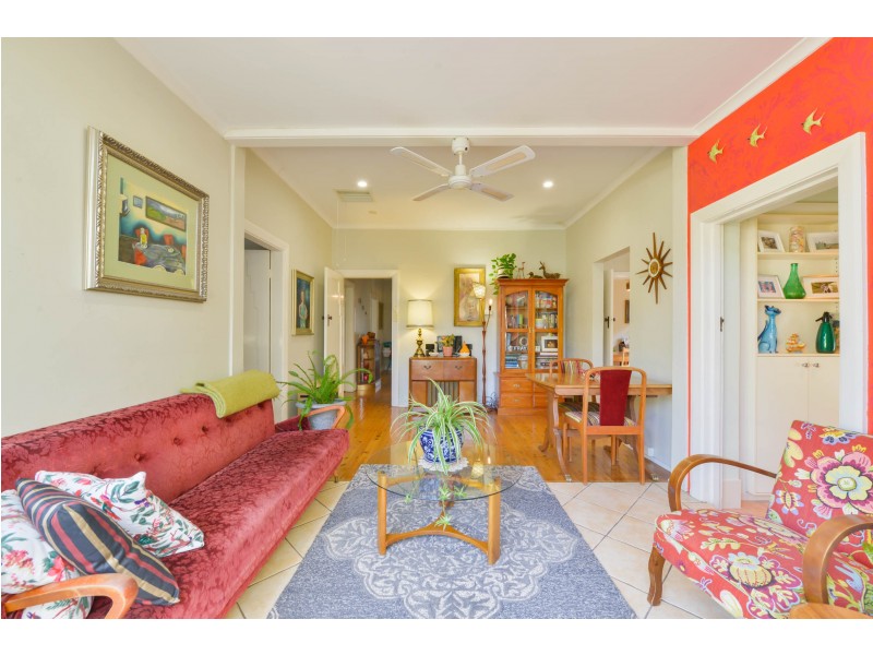 34 Raglan Street, Tamworth NSW 2340