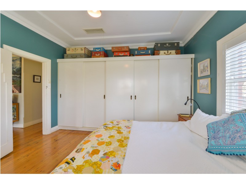 34 Raglan Street, Tamworth NSW 2340