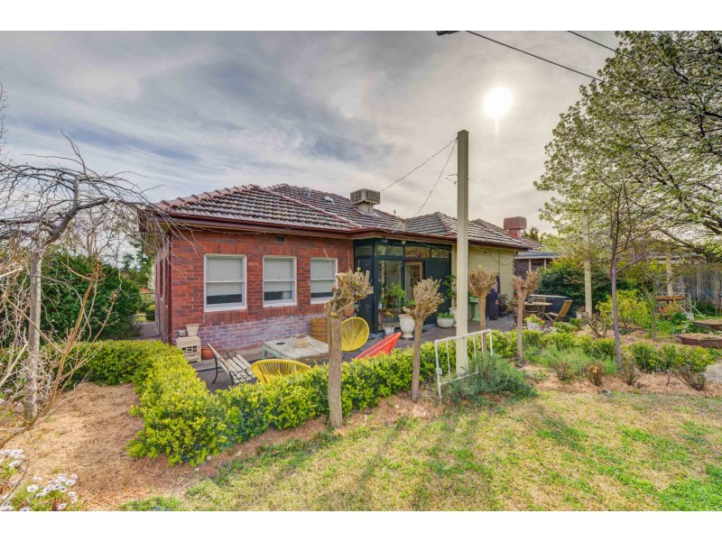 34 Raglan Street, Tamworth NSW 2340