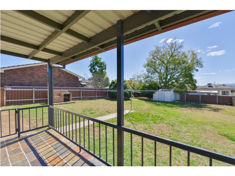 24 Warren Street, Tamworth NSW 2340