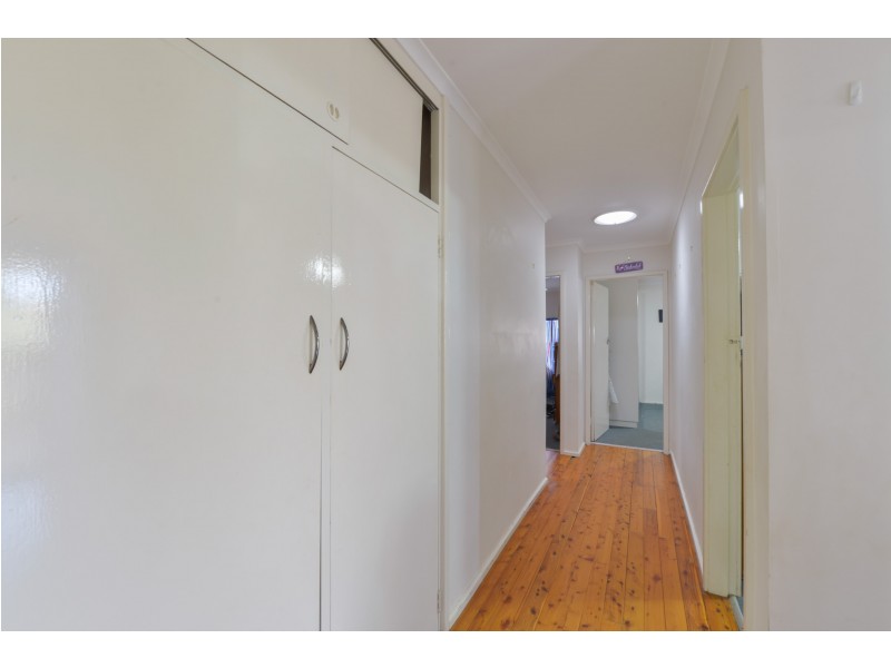 26 Kyooma Street, Tamworth NSW 2340