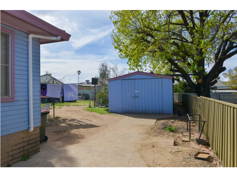 26 Kyooma Street, Tamworth NSW 2340