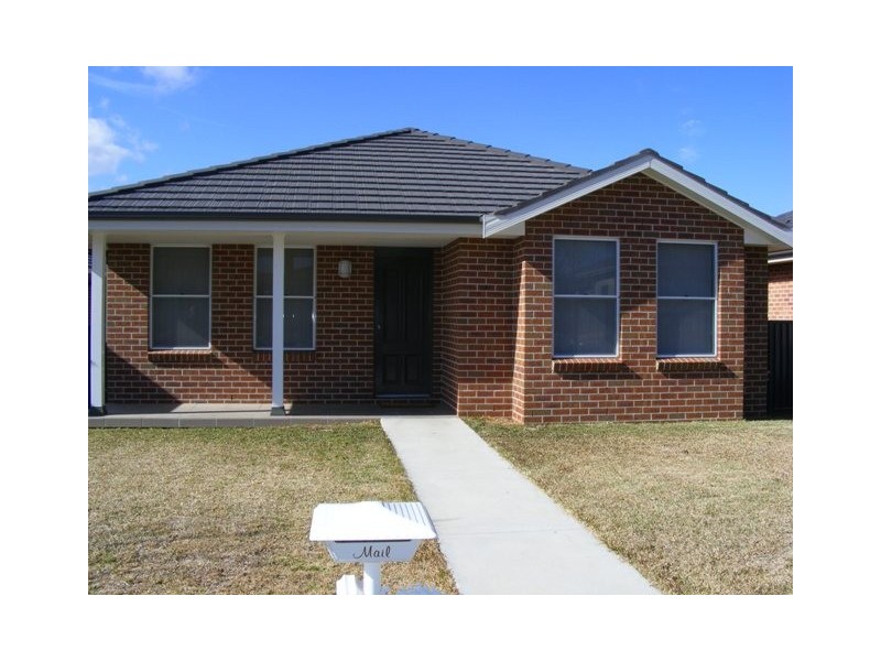 35 The Heights, Tamworth NSW 2340