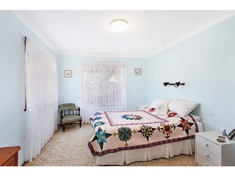 11 Wade Ave, Tamworth NSW 2340