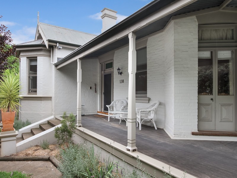 138 Carthage Street, Tamworth NSW 2340