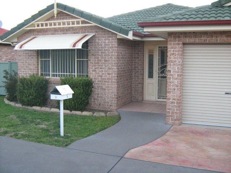 3/27 WHITE STREET, Tamworth NSW 2340
