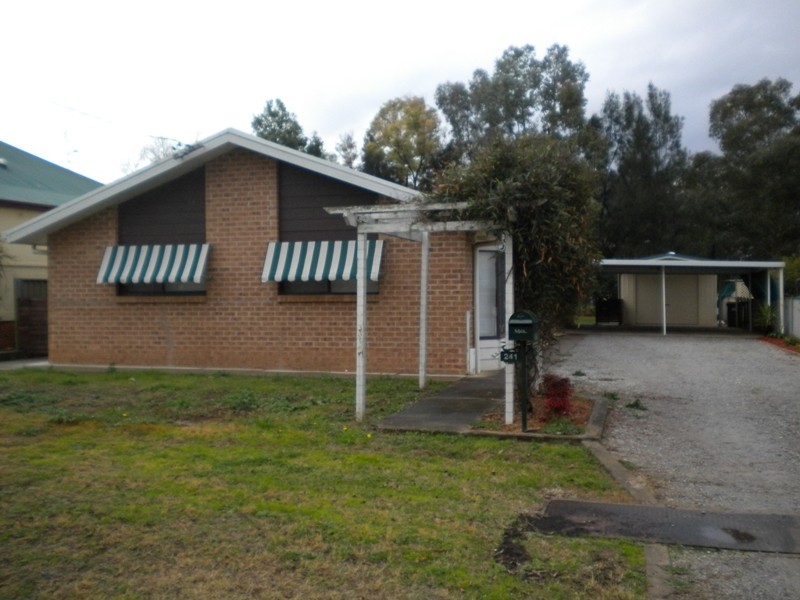 241 Gunnedah Road, Tamworth NSW 2340