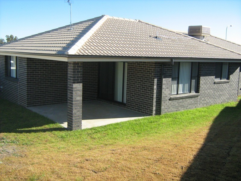 7 LILLY PILLY COURT, Tamworth NSW 2340