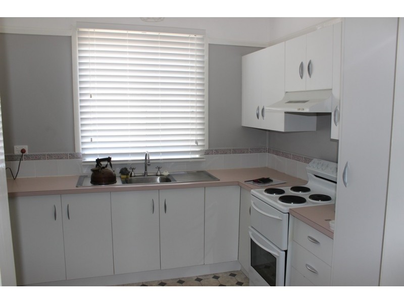 19 River Street, Kootingal NSW 2352