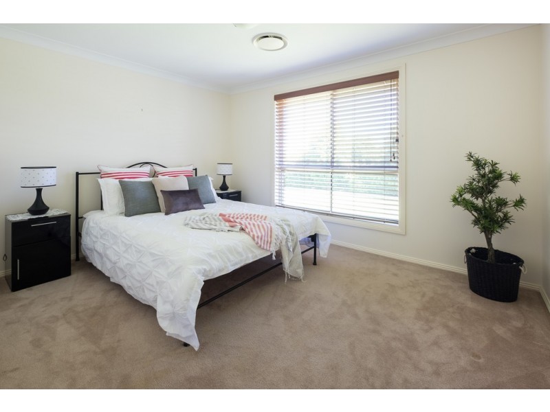 12 RIESLING ROAD, Tamworth NSW 2340