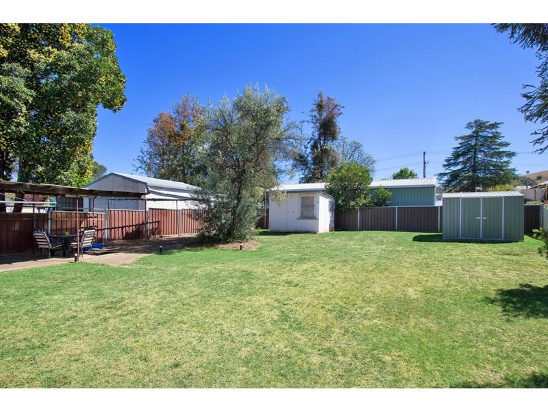 43 Riverview Street, Tamworth NSW 2340