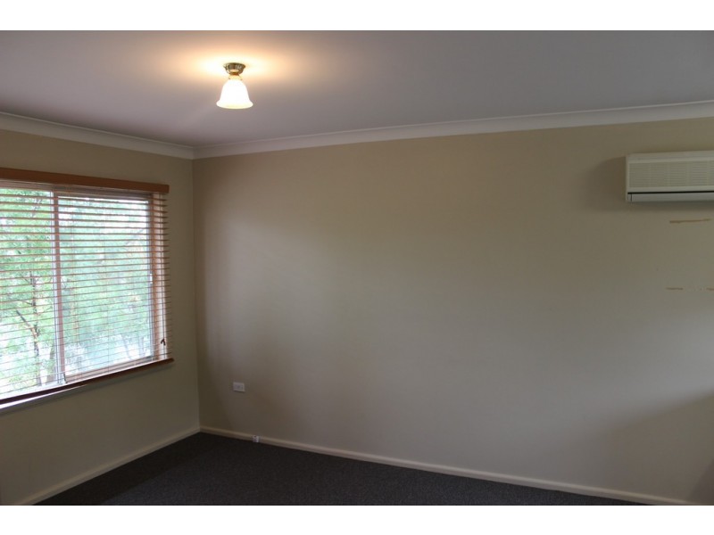 2/77 King Steet, Tamworth NSW 2340