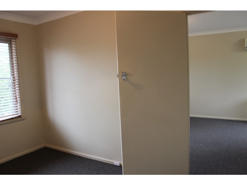 2/77 King Steet, Tamworth NSW 2340