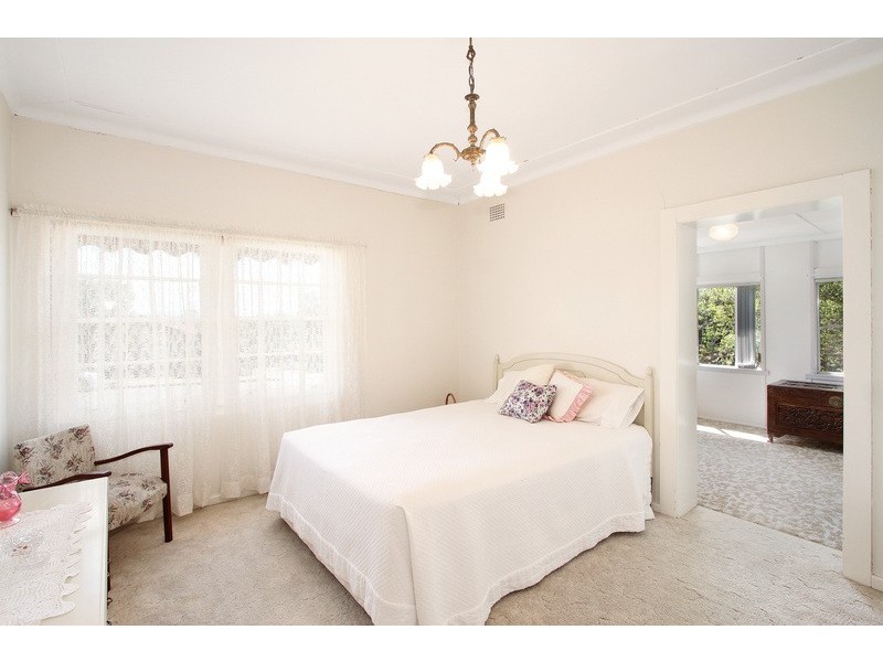 120 RAWSON AVENUE, Tamworth NSW 2340