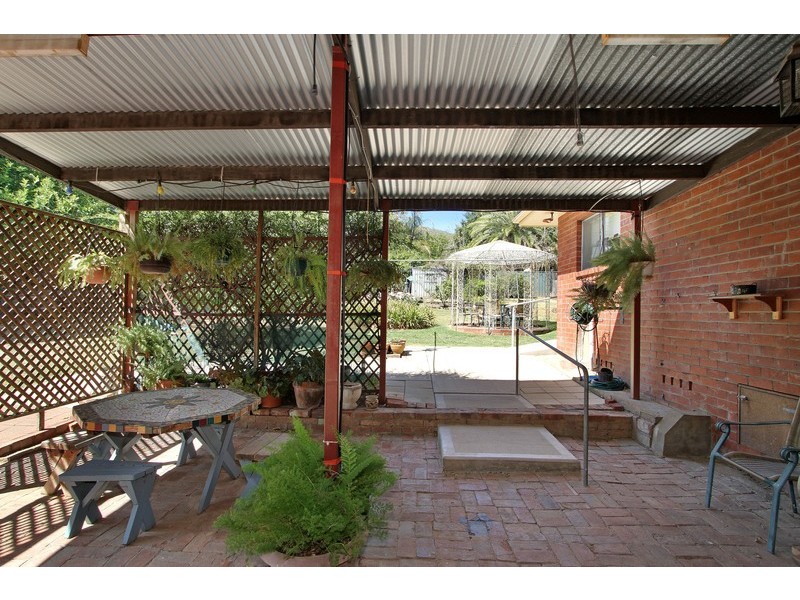 120 RAWSON AVENUE, Tamworth NSW 2340
