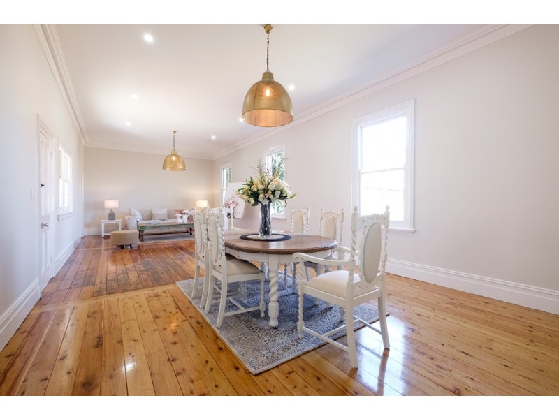 141a-b Brisbane Street, Tamworth NSW 2340