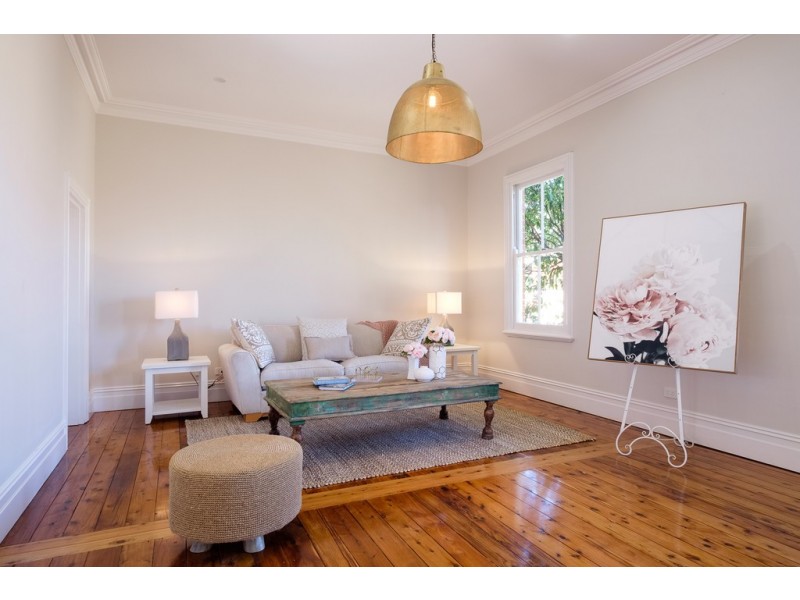 141a-b Brisbane Street, Tamworth NSW 2340