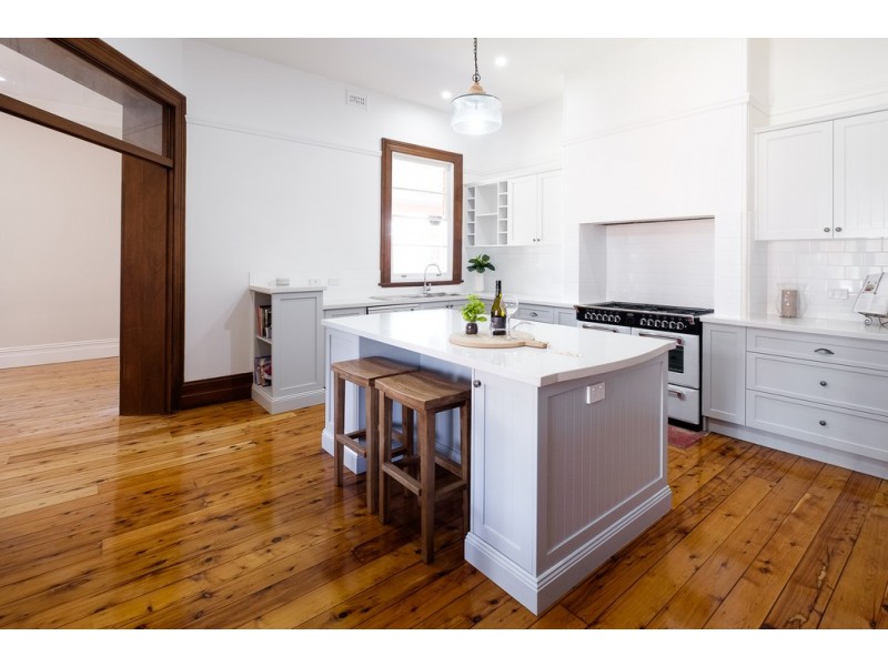 141a-b Brisbane Street, Tamworth NSW 2340