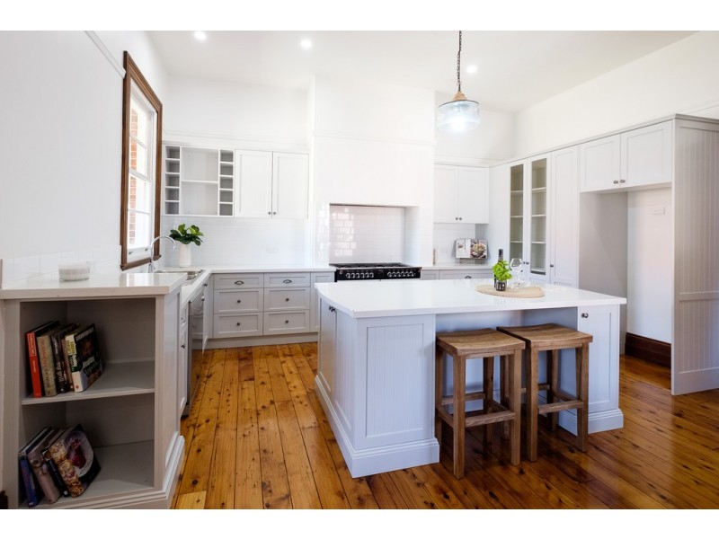 141a-b Brisbane Street, Tamworth NSW 2340