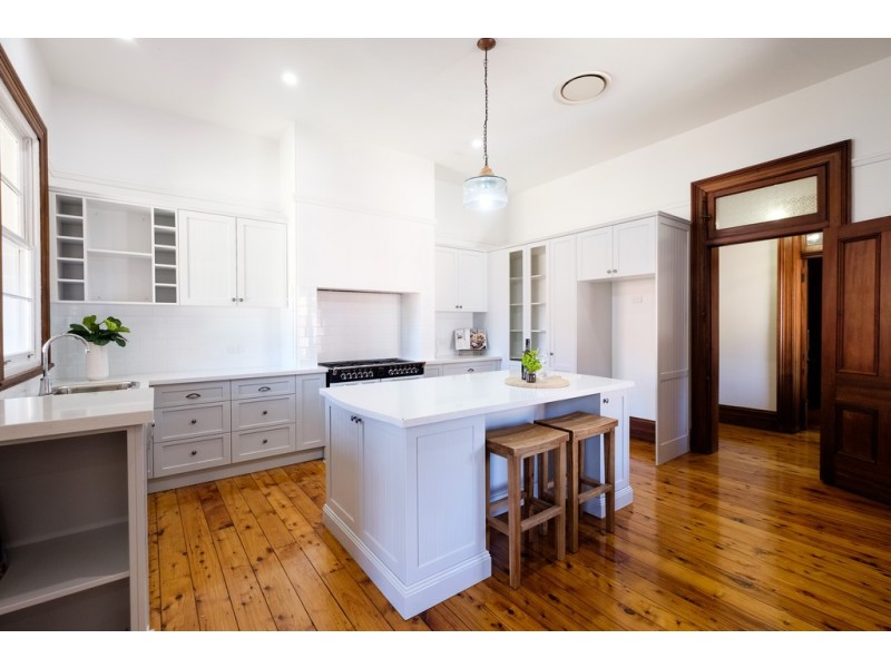 141a-b Brisbane Street, Tamworth NSW 2340