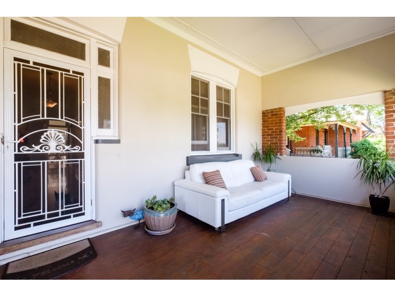 176 Carthage Street, Tamworth NSW 2340