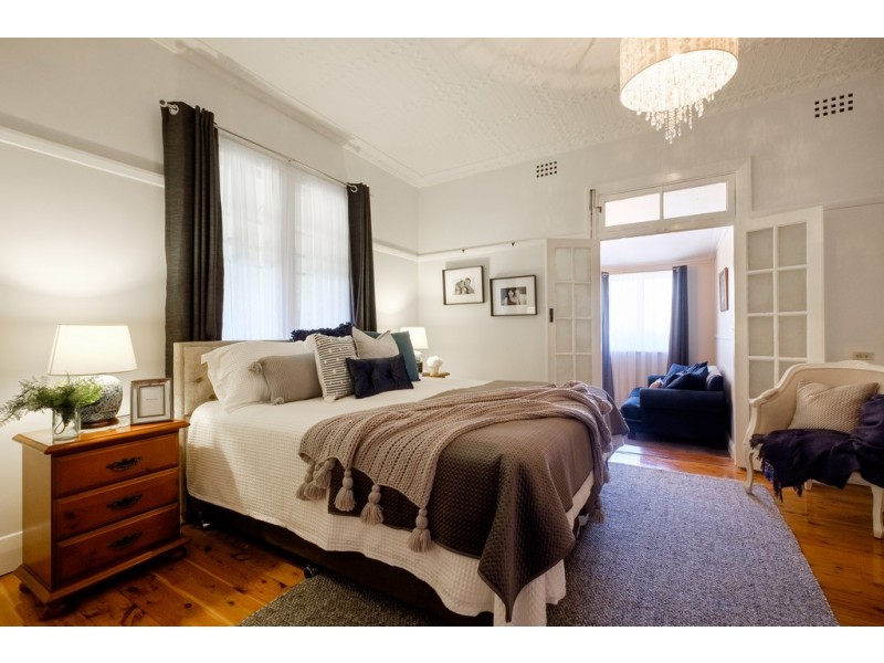 176 Carthage Street, Tamworth NSW 2340